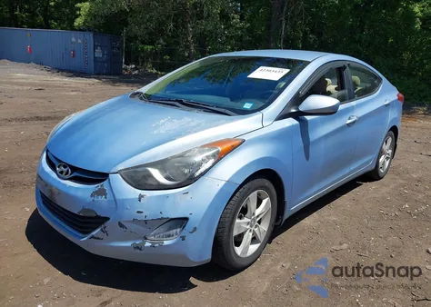 2013 Hyundai Elantra Gls z USA, uszkodzony, nr VIN KMHDH4AE3DU624042